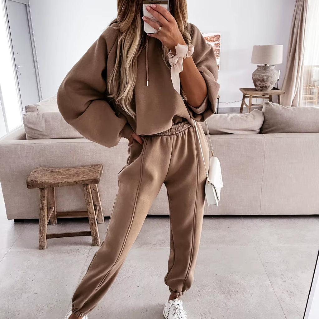 Elevate Your Activewear: 2025 Women's Stylish Long Sleeve Hoodie & Jogging Pants Tracksuit Set