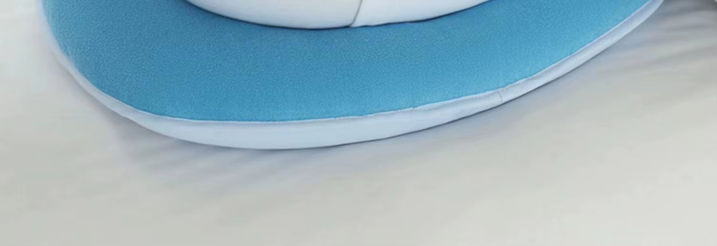 Comfort & Care: Cotton Anti-Pressure Sore Cushion for Bedridden Elderly and Paralyzed Patients - Essential Hospital Bed Pad for Lying Support